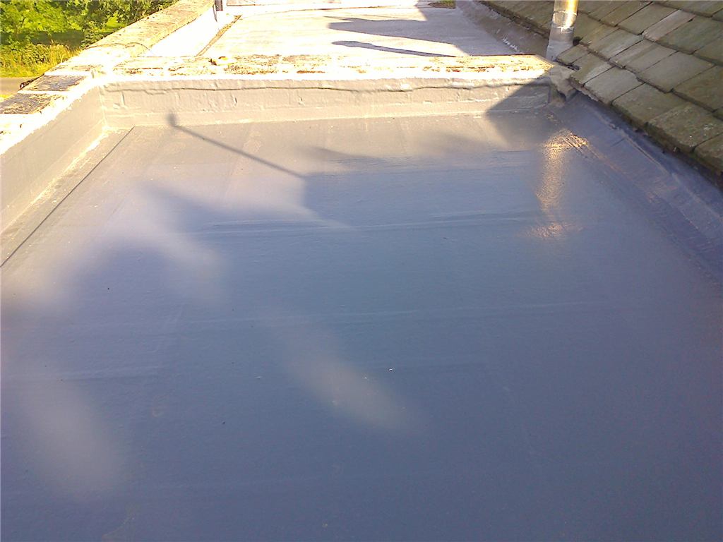 Topseal GRP system, on bathroom/bedroom extension, with warm roof-deck insulation. Gallery Image