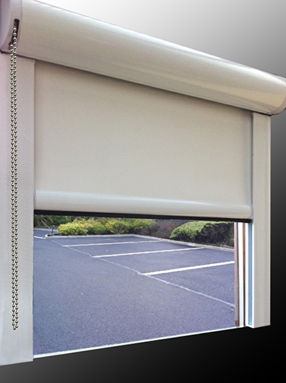 Laser safety roller blinds for hospital theatres to BS 60825-4 Gallery Image
