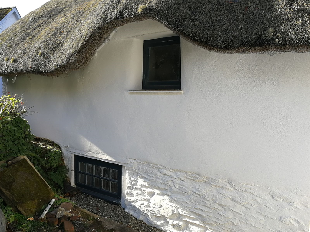 Restoration in lime mortar and painted with mineral silicate paint Gallery Image