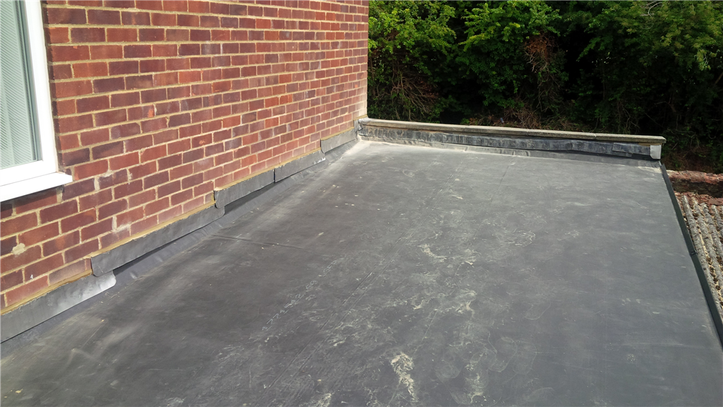 EPDM rubber single ply roofing system Hawthorn Way, Basingstoke Gallery Image