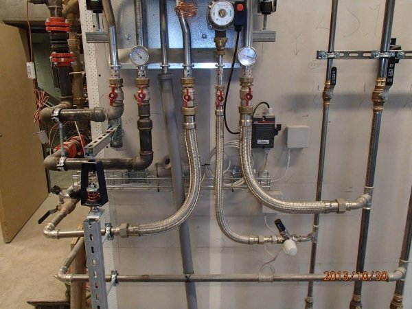 A variety of Mason flexible pipe connectors Gallery Image