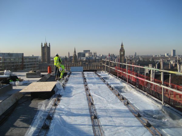 Rooftop Floating Floor with View of Big Ben & Parliament Gallery Image