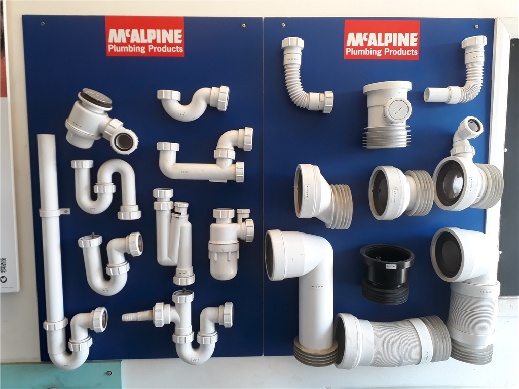 We stock a wide range of McAlpine traps (For basins, sinks, baths, showers & wetrooms), pan connectors with all sorts of shapes and sizes and more. Gallery Image