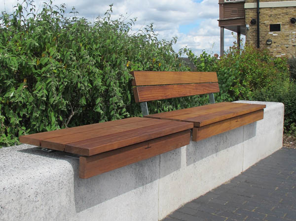 Lapa wall-top seating platform Gallery Image