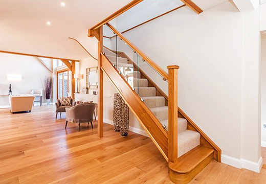 Oak and glass stair balustrade, case study no. 579 Gallery Image