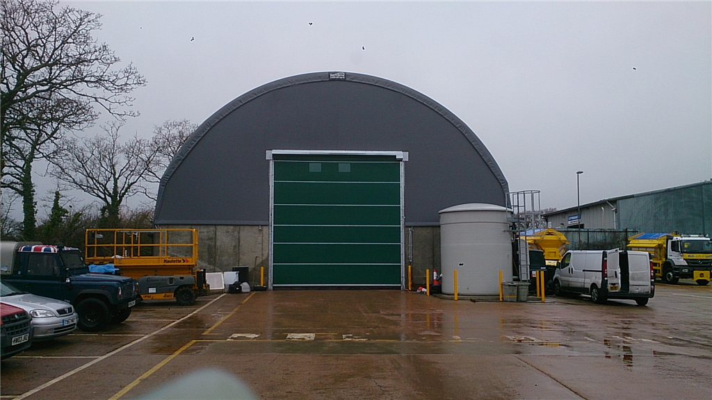 IOW Salt Barn with Roller shutter door Gallery Image