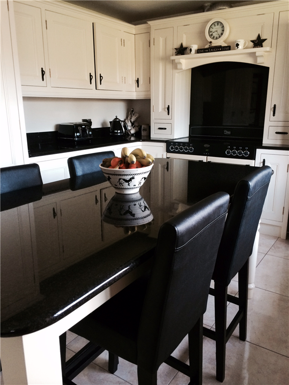 Bespoke kitchen Gallery Image