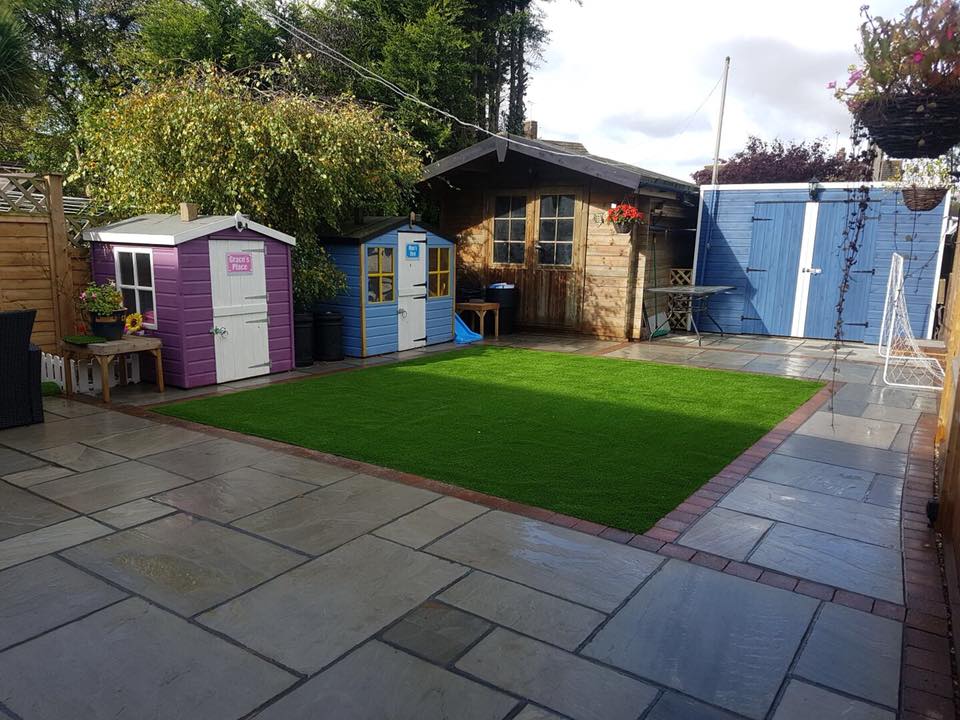 Luxury Lawns AGS
Artificial Grass  Gallery Image