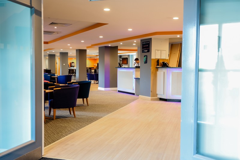 Holiday Inn Express Castle Bromwich Reception Gallery Image