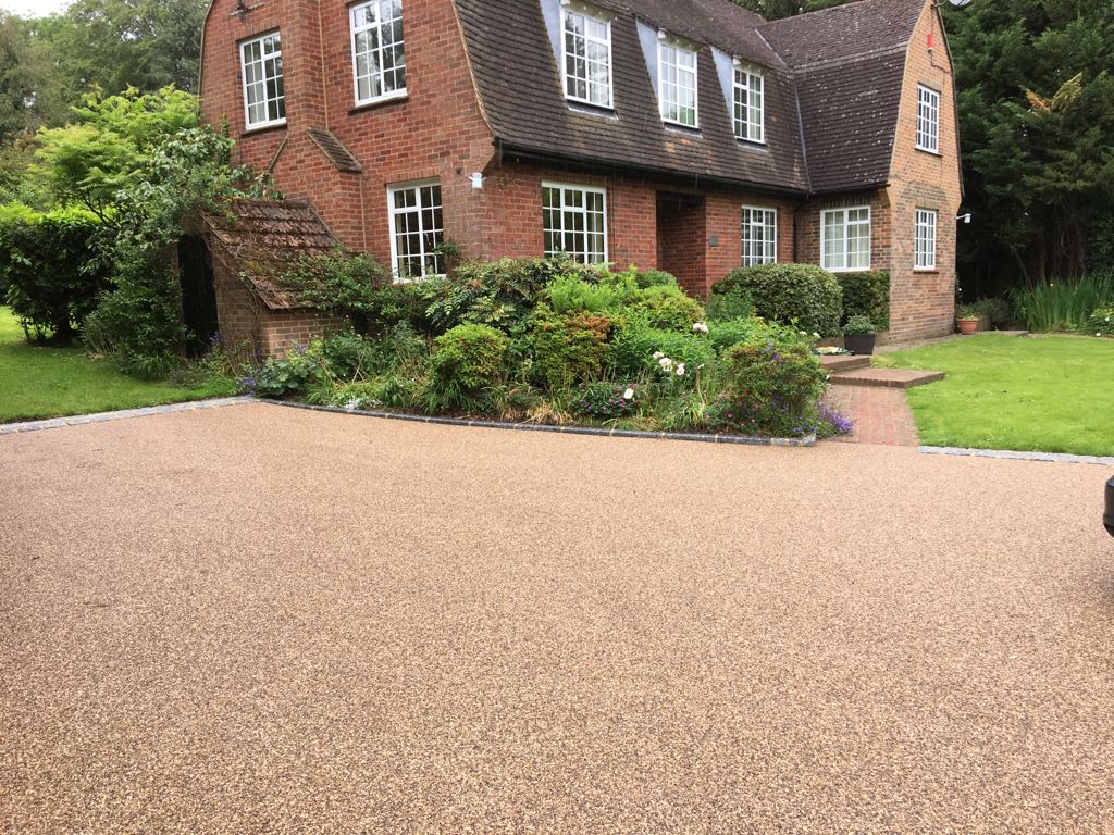 Resin Bound Driveway Gallery Image