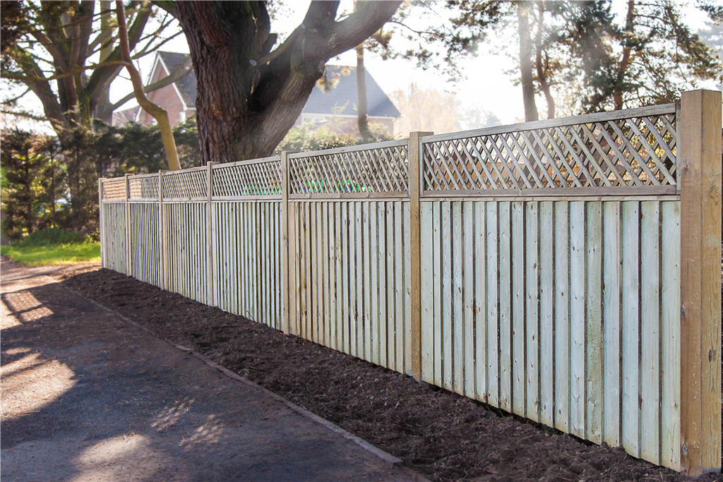 Closeboard Fencing Gallery Image