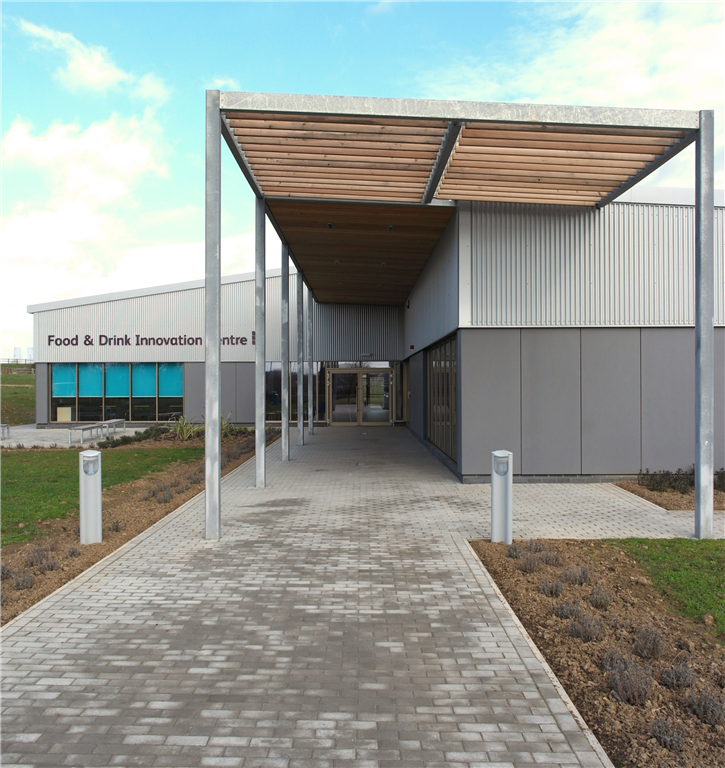 Moulton Food Centre, Northants.
Client- Moulton College.
Food Technology teaching building Gallery Image