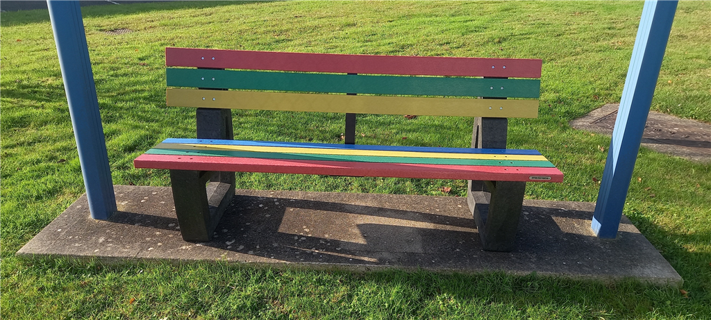 Kingston Buddy Bench from Recycled Plastic. Gallery Image