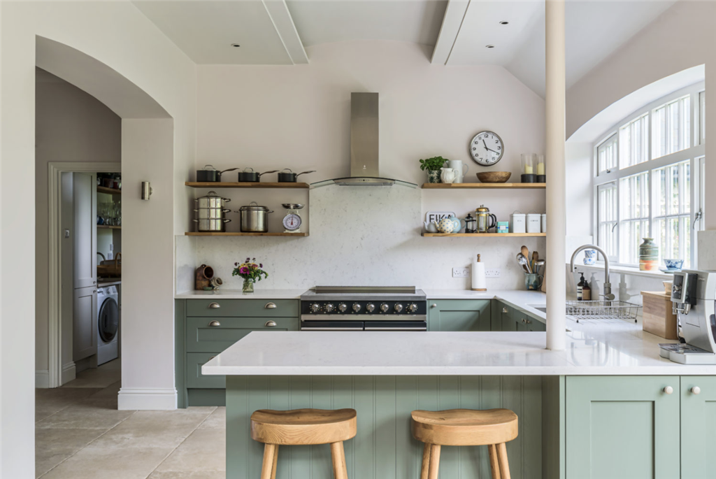 Mornington shaker regiment green and stone – Kitchen design in Oxted Gallery Image