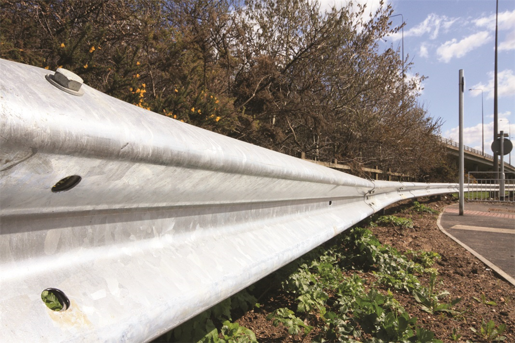 Crash Barrier Gallery Image