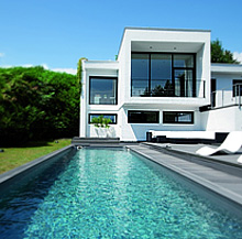 Desjoyaux Swimming Pools Surrey Image