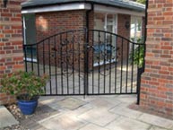 Aarons Gates and Railings Image