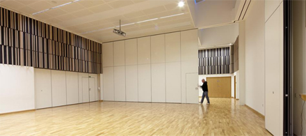 Creatif Moving Walls Image