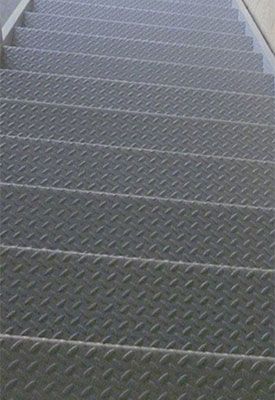 Master Blaster Sandblasting Image